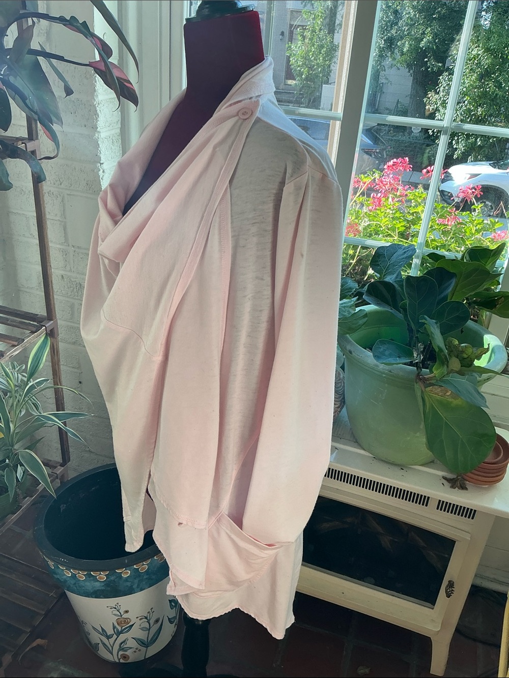 Light Pink Open-Front Draped Women's Sweater Cardigan size L by BRISAS - Picture 10 of 12